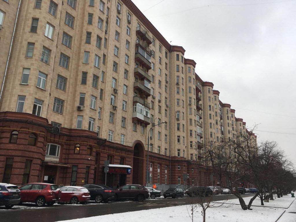 Expatriates and the city