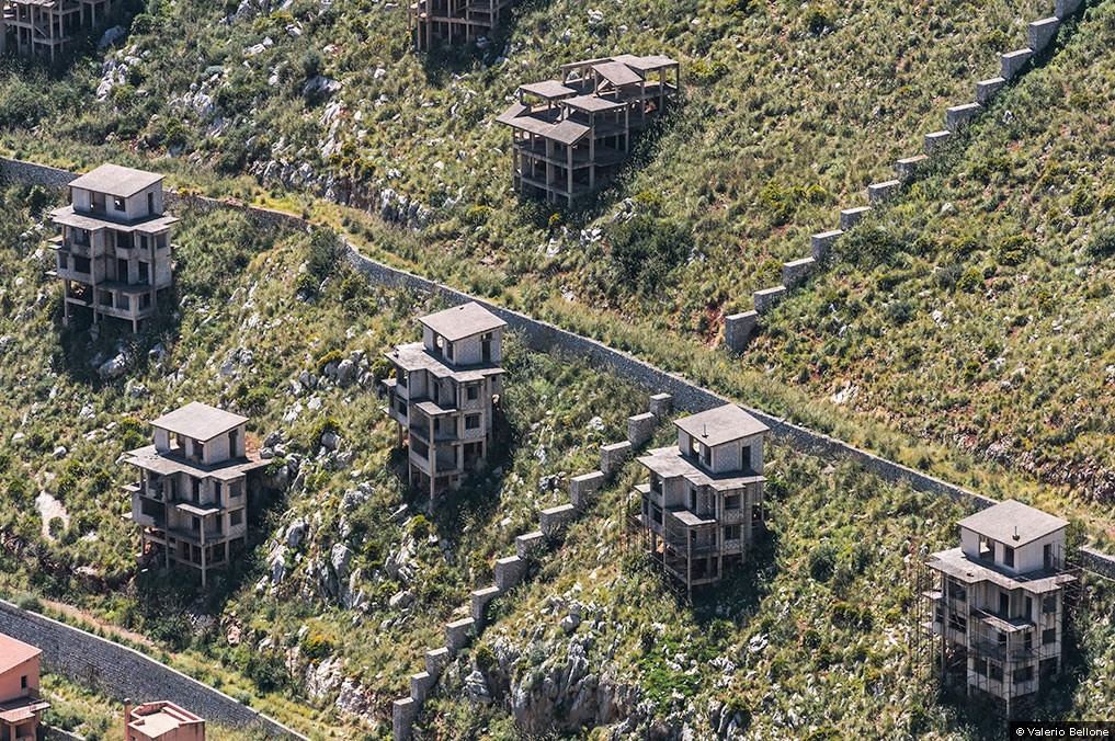 Costruire abusivamente è perfettamente ragionevole